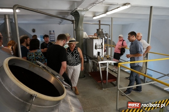 Zdjęcie w galerii na portalu naszraciborz.pl: Pociągiem, kajakiem, autokarem i piechotą przez Racibórz i Ziemię Raciborską - czyli branża turystyczna zwiedza naszą okolicę!  wiadomości z regionu