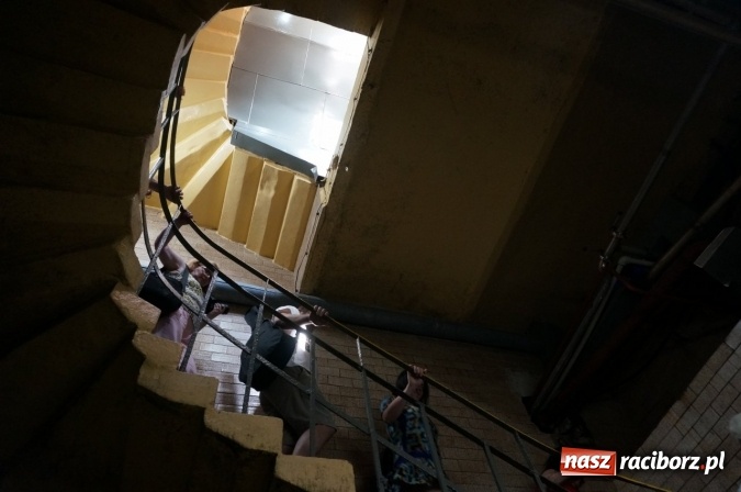 Zdjęcie w galerii na portalu naszraciborz.pl: Pociągiem, kajakiem, autokarem i piechotą przez Racibórz i Ziemię Raciborską - czyli branża turystyczna zwiedza naszą okolicę!  wiadomości z regionu