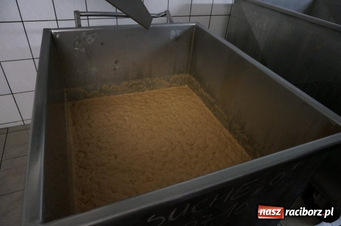 Zdjęcie w galerii na portalu naszraciborz.pl: Pociągiem, kajakiem, autokarem i piechotą przez Racibórz i Ziemię Raciborską - czyli branża turystyczna zwiedza naszą okolicę!  wiadomości z regionu