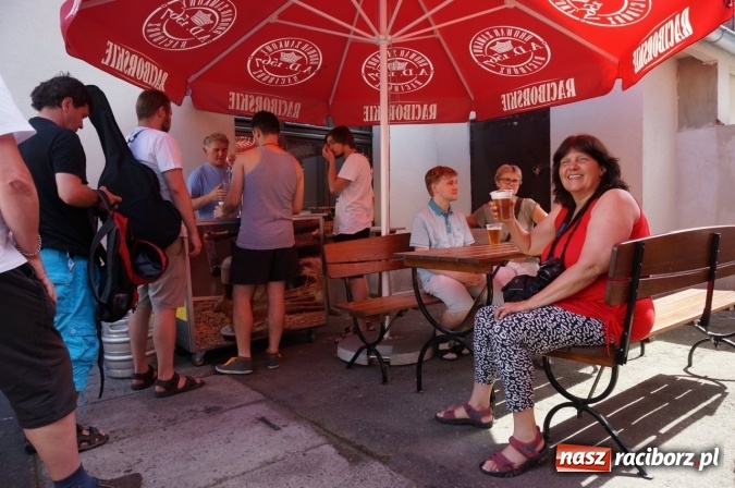 Zdjęcie w galerii na portalu naszraciborz.pl: Pociągiem, kajakiem, autokarem i piechotą przez Racibórz i Ziemię Raciborską - czyli branża turystyczna zwiedza naszą okolicę!  wiadomości z regionu