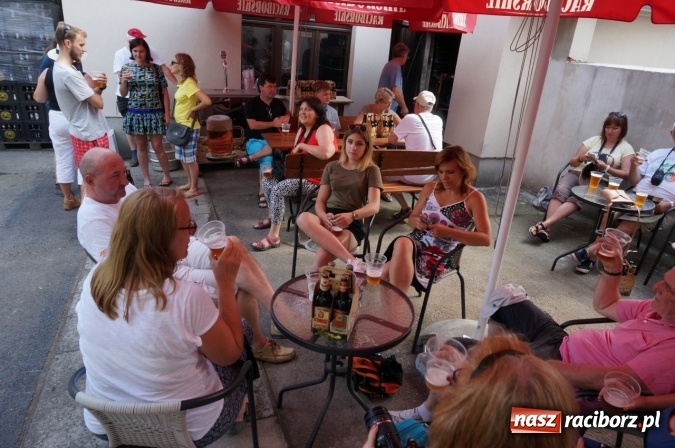 Zdjęcie w galerii na portalu naszraciborz.pl: Pociągiem, kajakiem, autokarem i piechotą przez Racibórz i Ziemię Raciborską - czyli branża turystyczna zwiedza naszą okolicę!  wiadomości z regionu