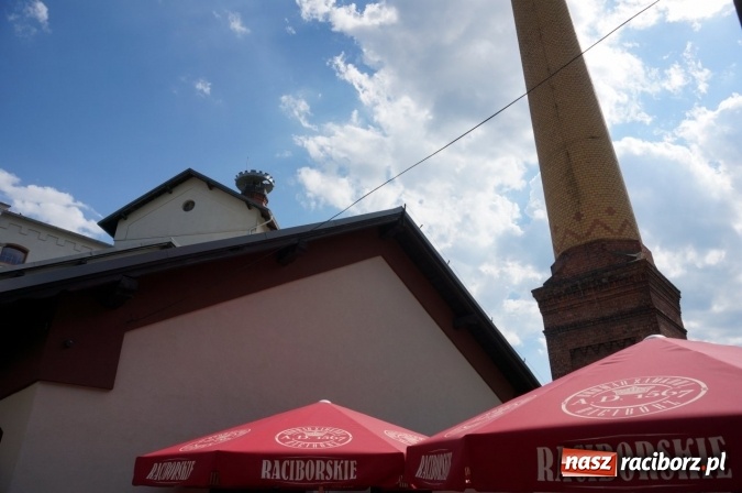 Zdjęcie w galerii na portalu naszraciborz.pl: Pociągiem, kajakiem, autokarem i piechotą przez Racibórz i Ziemię Raciborską - czyli branża turystyczna zwiedza naszą okolicę!  wiadomości z regionu