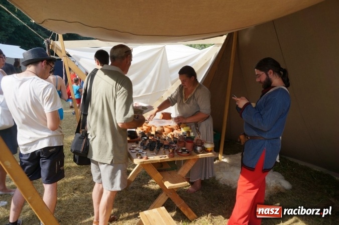 Zdjęcie w galerii na portalu naszraciborz.pl: Pociągiem, kajakiem, autokarem i piechotą przez Racibórz i Ziemię Raciborską - czyli branża turystyczna zwiedza naszą okolicę!  wiadomości z regionu