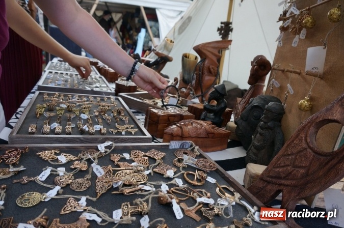 Zdjęcie w galerii na portalu naszraciborz.pl: Pociągiem, kajakiem, autokarem i piechotą przez Racibórz i Ziemię Raciborską - czyli branża turystyczna zwiedza naszą okolicę!  wiadomości z regionu