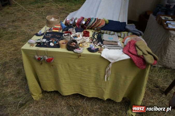 Zdjęcie w galerii na portalu naszraciborz.pl: Pociągiem, kajakiem, autokarem i piechotą przez Racibórz i Ziemię Raciborską - czyli branża turystyczna zwiedza naszą okolicę!  wiadomości z regionu