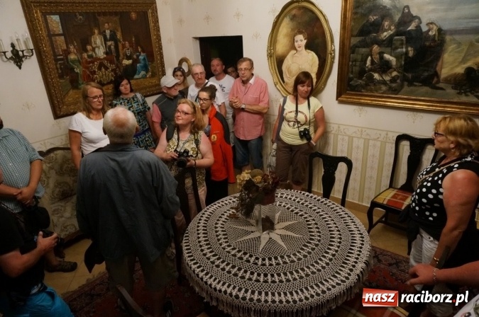 Zdjęcie w galerii na portalu naszraciborz.pl: Pociągiem, kajakiem, autokarem i piechotą przez Racibórz i Ziemię Raciborską - czyli branża turystyczna zwiedza naszą okolicę!  wiadomości z regionu