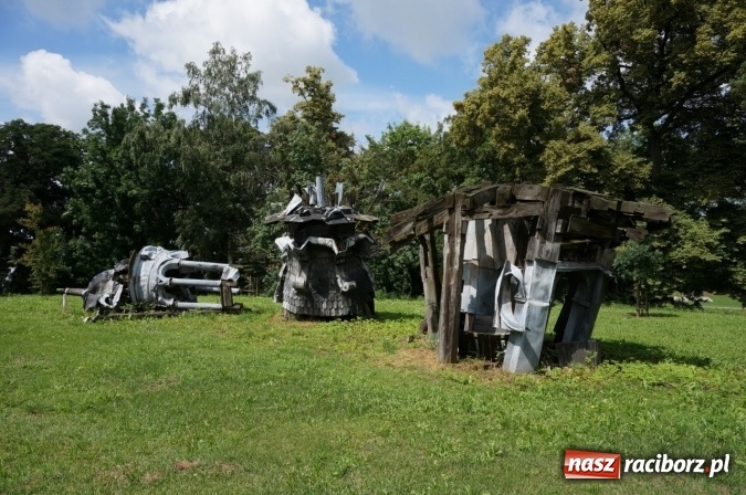Zdjęcie w galerii na portalu naszraciborz.pl: Pociągiem, kajakiem, autokarem i piechotą przez Racibórz i Ziemię Raciborską - czyli branża turystyczna zwiedza naszą okolicę!  wiadomości z regionu