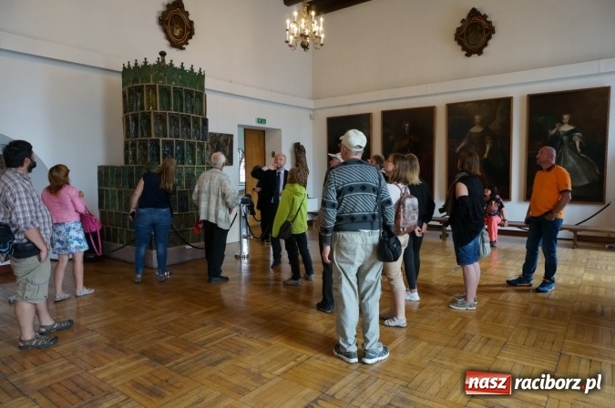 Zdjęcie w galerii na portalu naszraciborz.pl: Pociągiem, kajakiem, autokarem i piechotą przez Racibórz i Ziemię Raciborską - czyli branża turystyczna zwiedza naszą okolicę!  wiadomości z regionu