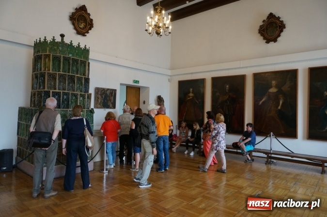 Zdjęcie w galerii na portalu naszraciborz.pl: Pociągiem, kajakiem, autokarem i piechotą przez Racibórz i Ziemię Raciborską - czyli branża turystyczna zwiedza naszą okolicę!  wiadomości z regionu