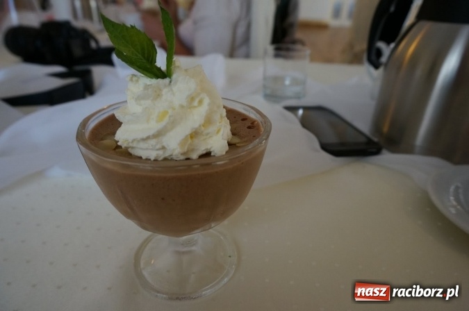 Zdjęcie w galerii na portalu naszraciborz.pl: Pociągiem, kajakiem, autokarem i piechotą przez Racibórz i Ziemię Raciborską - czyli branża turystyczna zwiedza naszą okolicę!  wiadomości z regionu