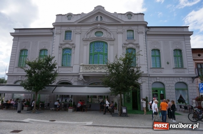 Zdjęcie w galerii na portalu naszraciborz.pl: Pociągiem, kajakiem, autokarem i piechotą przez Racibórz i Ziemię Raciborską - czyli branża turystyczna zwiedza naszą okolicę!  wiadomości z regionu