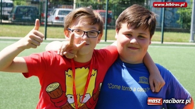 Zdjęcie w galerii na portalu naszraciborz.pl: Kocham tego Psiaka!, czyli wakacyjne spotkanie z Marcinem Pałaszem w bibliotece  wiadomości z regionu