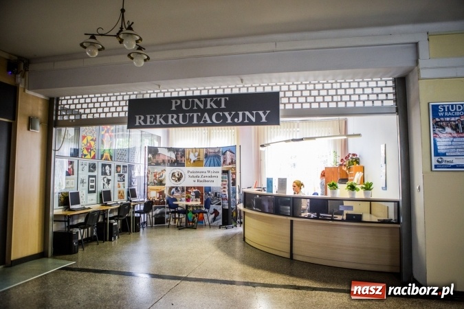 Zdjęcie w galerii na portalu naszraciborz.pl: Studia w Raciborzu - pielęgniarstwo oraz turystyka i rekreacja jako jedne z nowości raciborskiej uczelni! wiadomości z regionu