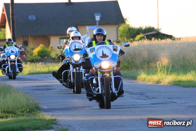 Zdjęcie w galerii na portalu naszraciborz.pl: Ruszyła XI Rowerowa Pielgrzymka z Lubomi na Jasną Górę wiadomości z regionu