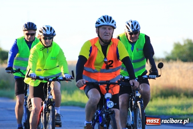 Zdjęcie w galerii na portalu naszraciborz.pl: Ruszyła XI Rowerowa Pielgrzymka z Lubomi na Jasną Górę wiadomości z regionu