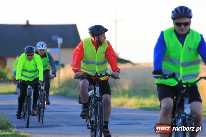 Zdjęcie w galerii na portalu naszraciborz.pl: Ruszyła XI Rowerowa Pielgrzymka z Lubomi na Jasną Górę wiadomości z regionu
