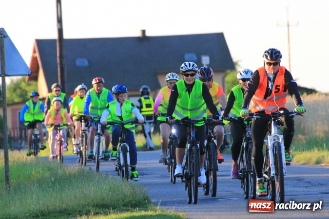 Zdjęcie w galerii na portalu naszraciborz.pl: Ruszyła XI Rowerowa Pielgrzymka z Lubomi na Jasną Górę wiadomości z regionu