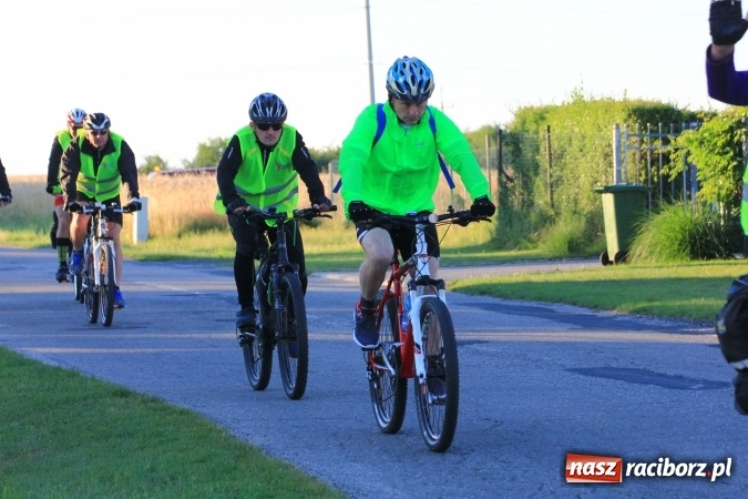 Zdjęcie w galerii na portalu naszraciborz.pl: Ruszyła XI Rowerowa Pielgrzymka z Lubomi na Jasną Górę wiadomości z regionu