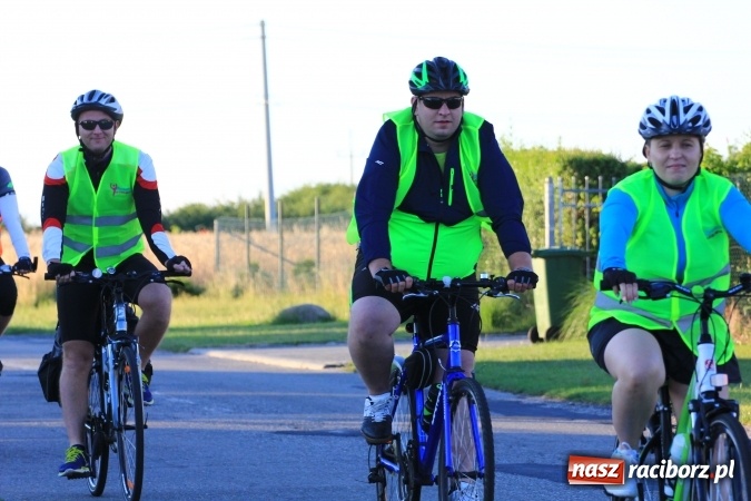 Zdjęcie w galerii na portalu naszraciborz.pl: Ruszyła XI Rowerowa Pielgrzymka z Lubomi na Jasną Górę wiadomości z regionu
