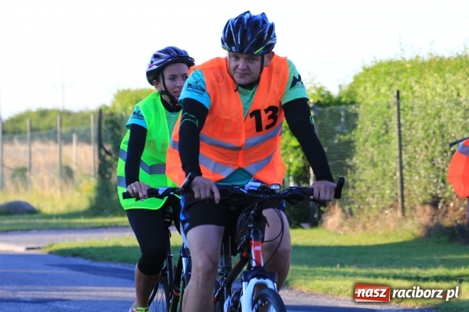 Zdjęcie w galerii na portalu naszraciborz.pl: Ruszyła XI Rowerowa Pielgrzymka z Lubomi na Jasną Górę wiadomości z regionu
