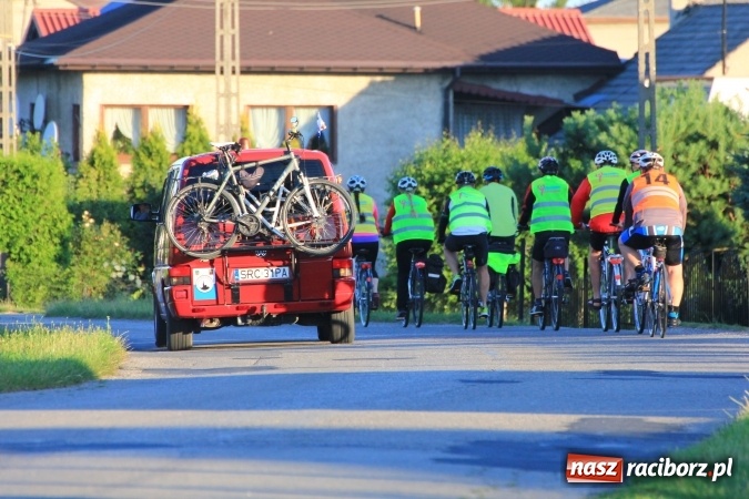 Zdjęcie w galerii na portalu naszraciborz.pl: Ruszyła XI Rowerowa Pielgrzymka z Lubomi na Jasną Górę wiadomości z regionu