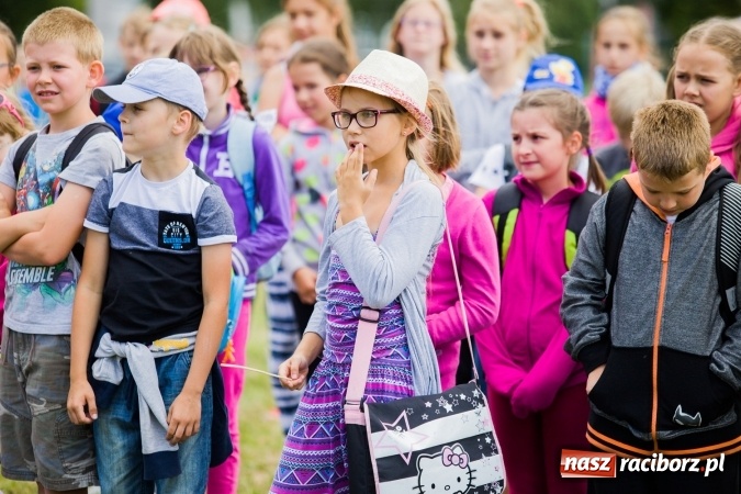 Zdjęcie w galerii na portalu naszraciborz.pl: Piknik z policją przy klubie osiedlowym M5 wiadomości z regionu