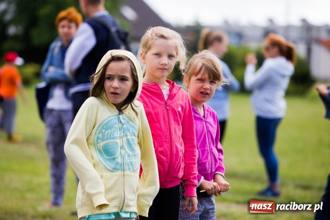 Zdjęcie w galerii na portalu naszraciborz.pl: Piknik z policją przy klubie osiedlowym M5 wiadomości z regionu