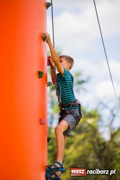 Zdjęcie w galerii na portalu naszraciborz.pl: Piknik z policją przy klubie osiedlowym M5 wiadomości z regionu