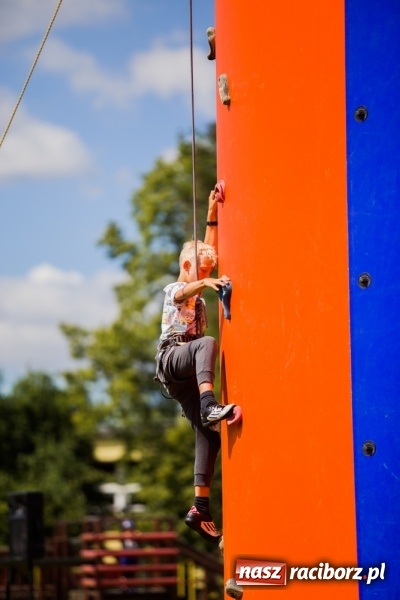 Zdjęcie w galerii na portalu naszraciborz.pl: Piknik z policją przy klubie osiedlowym M5 wiadomości z regionu
