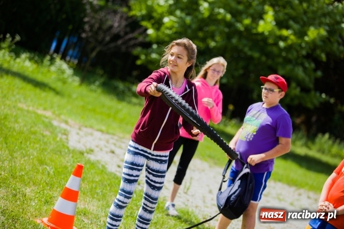 Zdjęcie w galerii na portalu naszraciborz.pl: Piknik z policją przy klubie osiedlowym M5 wiadomości z regionu