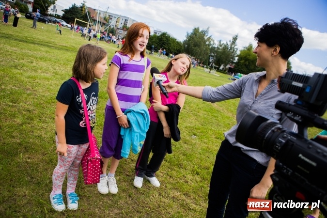 Zdjęcie w galerii na portalu naszraciborz.pl: Piknik z policją przy klubie osiedlowym M5 wiadomości z regionu