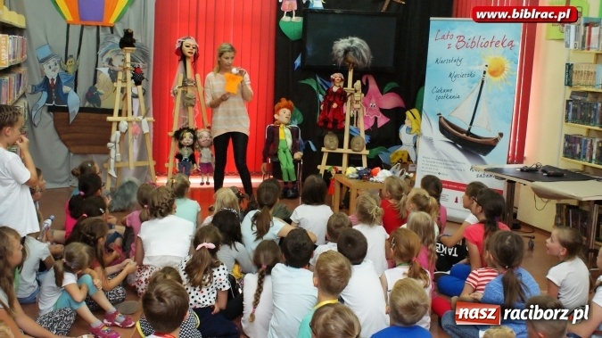 Zdjęcie w galerii na portalu naszraciborz.pl: Lato z biblioteką: wesoła zabawa w teatr  wiadomości z regionu