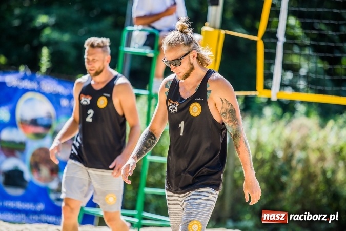 Zdjęcie w galerii na portalu naszraciborz.pl: Mistrzostwa Raciborza w siatkówce plażowej OPEN wiadomości z regionu