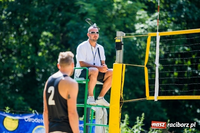 Zdjęcie w galerii na portalu naszraciborz.pl: Mistrzostwa Raciborza w siatkówce plażowej OPEN wiadomości z regionu