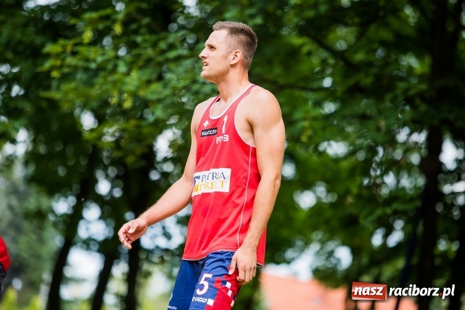 Zdjęcie w galerii na portalu naszraciborz.pl: Mistrzostwa Raciborza w siatkówce plażowej OPEN wiadomości z regionu