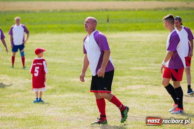 Zdjęcie w galerii na portalu naszraciborz.pl: Rodzice kontra dzieci - doroczny mecz w Bojanowie wiadomości z regionu