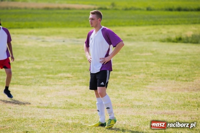 Zdjęcie w galerii na portalu naszraciborz.pl: Rodzice kontra dzieci - doroczny mecz w Bojanowie wiadomości z regionu