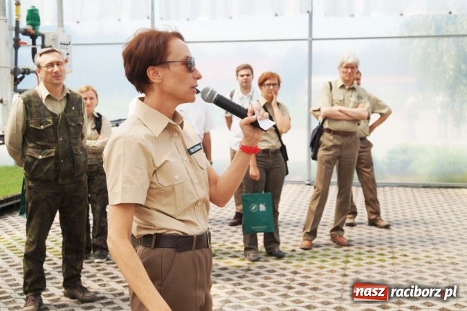 Zdjęcie w galerii na portalu naszraciborz.pl: Szk&oacute;łka kontenerowa w Nędzy wzorem technologicznym dla Europy. Konferencja leśnik&oacute;w wiadomości z regionu