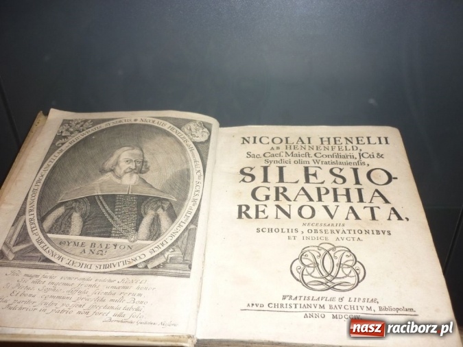 Zdjęcie w galerii na portalu naszraciborz.pl: Wycieczki z Klubem Przyjaciół Biblioteki na Ostrogu - klubowicze odwiedzili Prudnik wiadomości z regionu