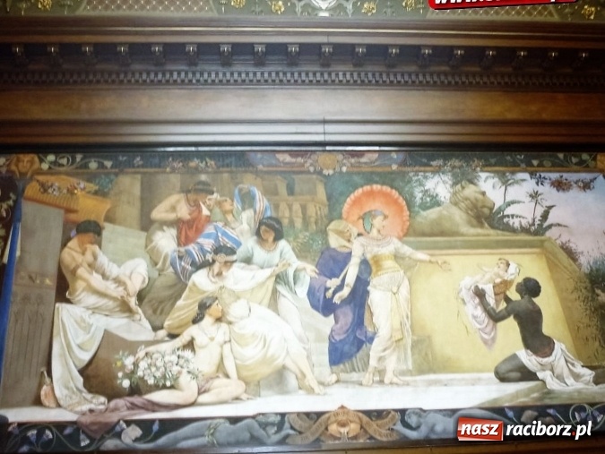 Zdjęcie w galerii na portalu naszraciborz.pl: Wycieczki z Klubem Przyjaciół Biblioteki na Ostrogu - klubowicze odwiedzili Prudnik wiadomości z regionu