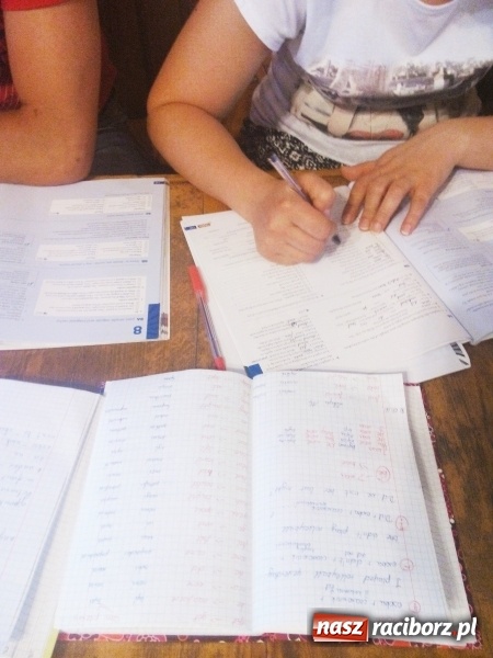 Zdjęcie w galerii na portalu naszraciborz.pl: Kursy językowe dla uczestników projektu Rozwiń Skrzydła  wiadomości z regionu