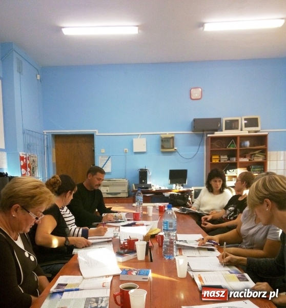 Zdjęcie w galerii na portalu naszraciborz.pl: Kursy językowe dla uczestników projektu Rozwiń Skrzydła  wiadomości z regionu