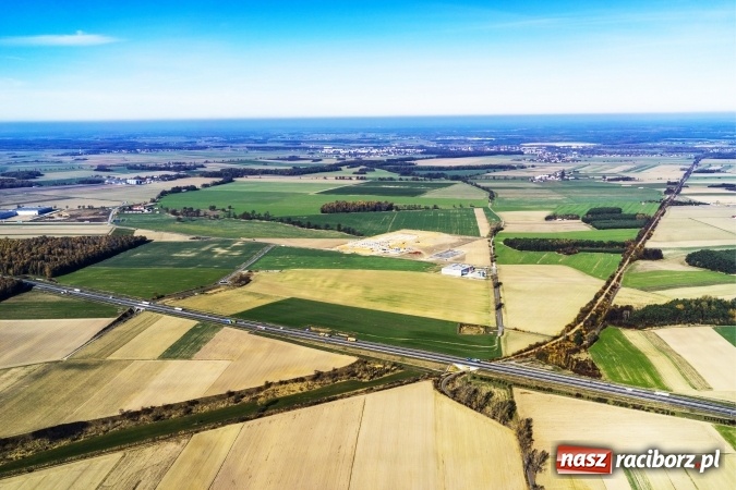 Zdjęcie w galerii na portalu naszraciborz.pl: Katowicka Specjalna Strefa Ekonomiczna S.A. w sześć miesięcy pozyskała inwestycje za ponad miliard złotych i już zrealizowała plany na cały 2016 rok  wiadomości z regionu