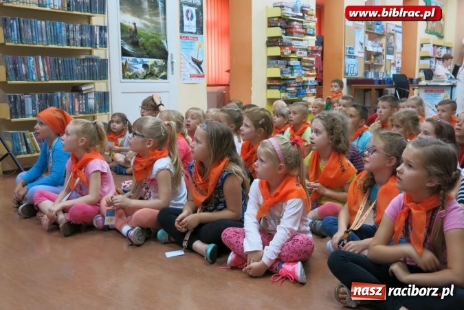 Zdjęcie w galerii na portalu naszraciborz.pl: Wakacyjna Akademia Detektywów w bibliotece  wiadomości z regionu