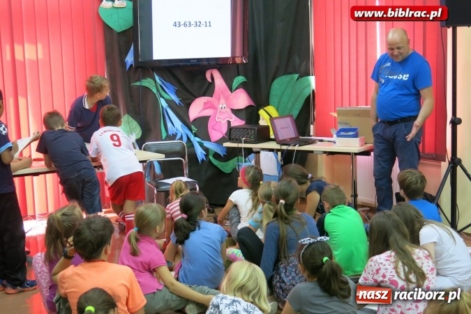 Zdjęcie w galerii na portalu naszraciborz.pl: Wakacyjna Akademia Detektywów w bibliotece  wiadomości z regionu