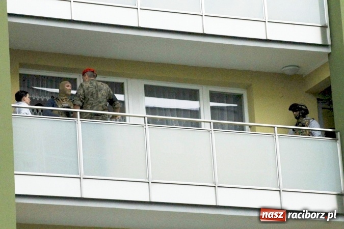 Zdjęcie w galerii na portalu naszraciborz.pl: Mamy komunikat Prokuratury Krajowej w sprawie wydarzeń z Raciborza. Zarzuty dla żołnierzy i policjantów należących do grupy przestępczej z południa Polski wiadomości z regionu