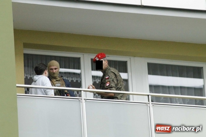 Zdjęcie w galerii na portalu naszraciborz.pl: Mamy komunikat Prokuratury Krajowej w sprawie wydarzeń z Raciborza. Zarzuty dla żołnierzy i policjantów należących do grupy przestępczej z południa Polski wiadomości z regionu