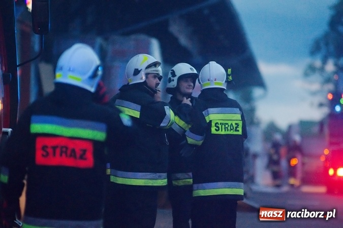 Zdjęcie w galerii na portalu naszraciborz.pl: Przy Kolejowej strażacy uratowali mienie wartości miliona złotych  wiadomości z regionu