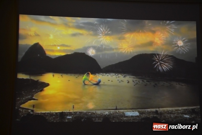 Zdjęcie w galerii na portalu naszraciborz.pl: Plakat Olimpijski - otwarcie wystawy na Zamku Piastowskim  wiadomości z regionu