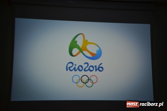 Zdjęcie w galerii na portalu naszraciborz.pl: Plakat Olimpijski - otwarcie wystawy na Zamku Piastowskim  wiadomości z regionu